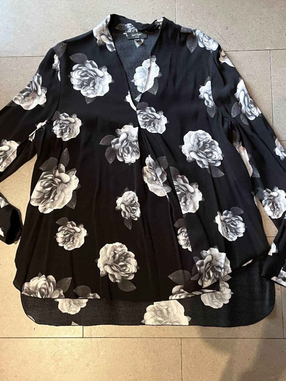 Lord & Taylor Tunic Top-Black + White Floral-Size Large Petite